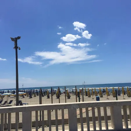 Domus Lido Semesterbostad Lido di Ostia